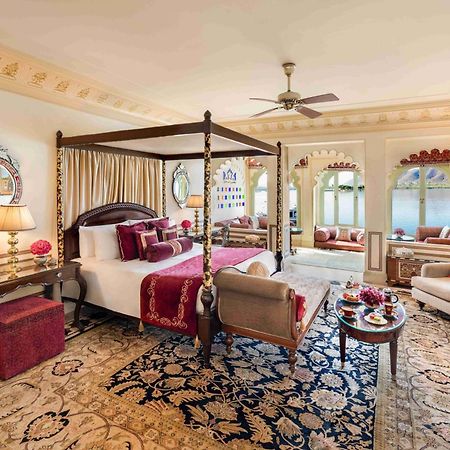 Taj Lake Palace Udaipur Bagian luar foto